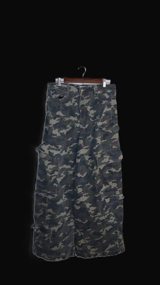 Camo wide leg pants